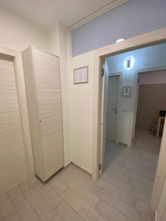 Casa Quadrifoglio Apartment Taranto Bagian luar foto