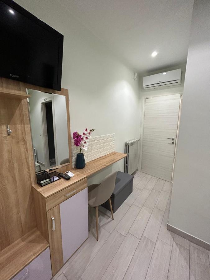 Casa Quadrifoglio Apartment Taranto Bagian luar foto